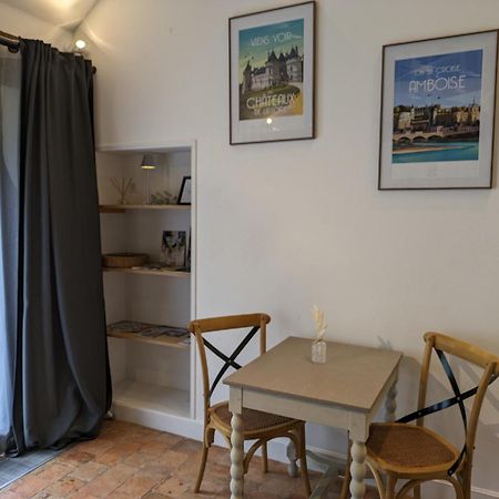Gite De Charme - La Cure Pontlevoy Exterior photo